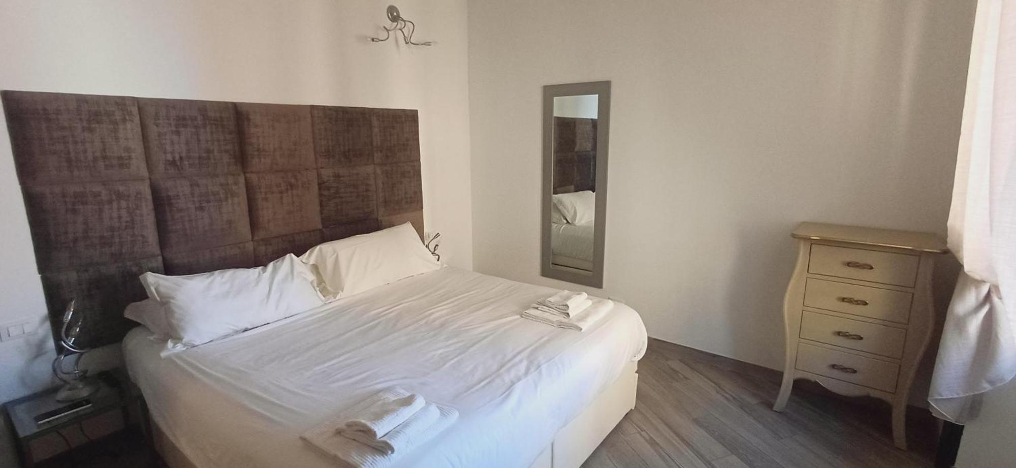Apartment Dclass Acquario Chocolate *