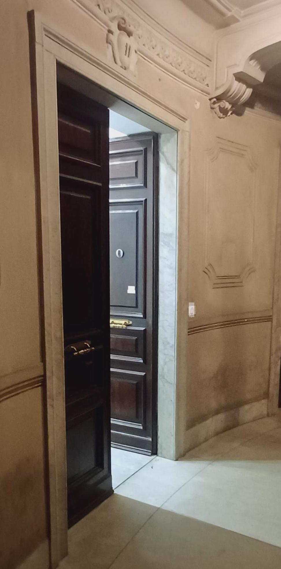 Dclass Acquario Chocolate Apartment